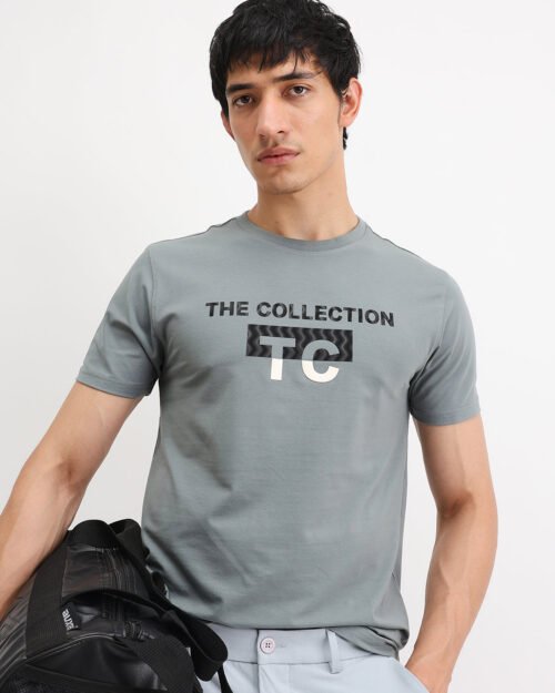 GRAPHIC PRINT T-SHIRT